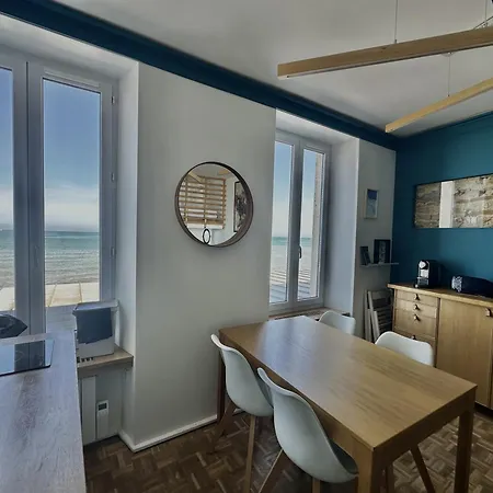A L'Est - Studio Vue Mer Sur La Digue Arromanches-les-Bains Exterior photo